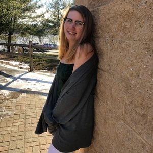 Meet your Posher, Kelli